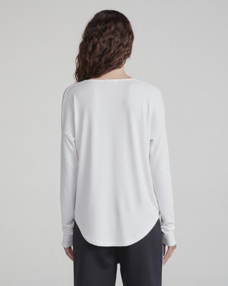 Rag & Bone The Knit Vee Long Sleeve Relaxed Fit White | 37680BIEC